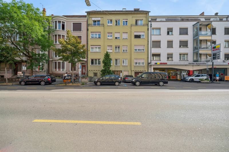 Zentral gelegene 3-Zimmer-Wohnung mit Balkon und ruhiger Hofausrichtung (1)