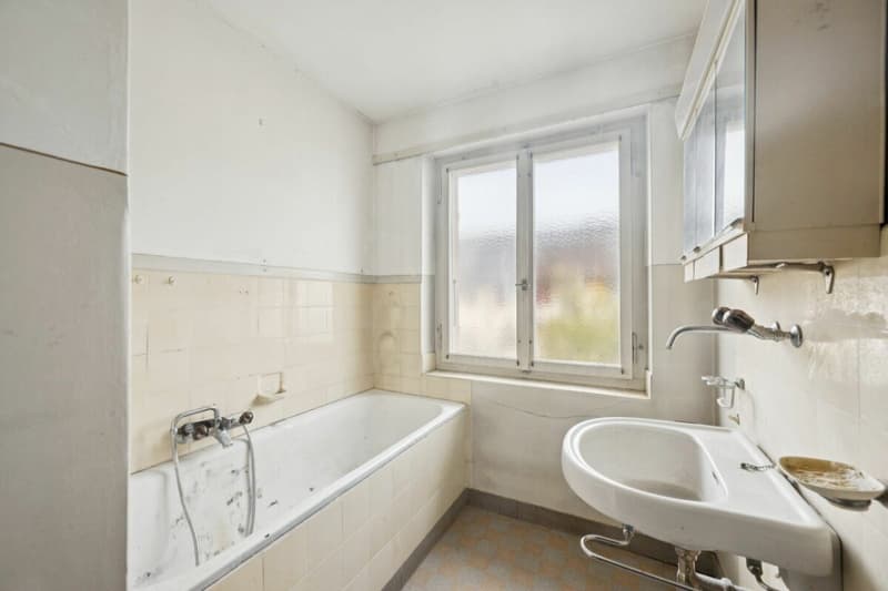 5.5-Zimmer-Reiheneinfamilienhaus mit grossem Garten und bestehender Baubewilligung in Riehen (10)