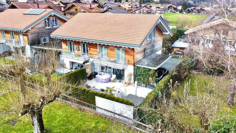 Stilvolles Doppelhaus in Wilderswil! (1)