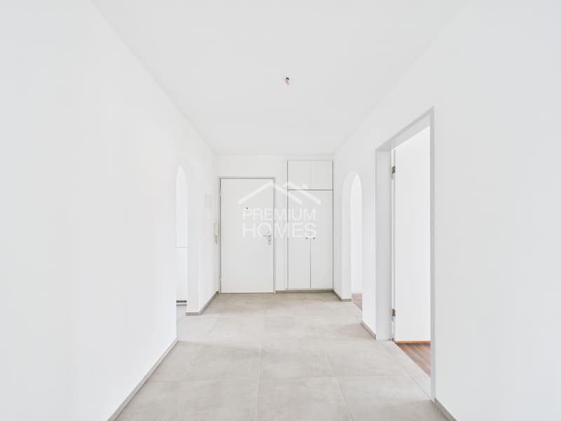 Renovated Dream Home - Available Immediately (3)