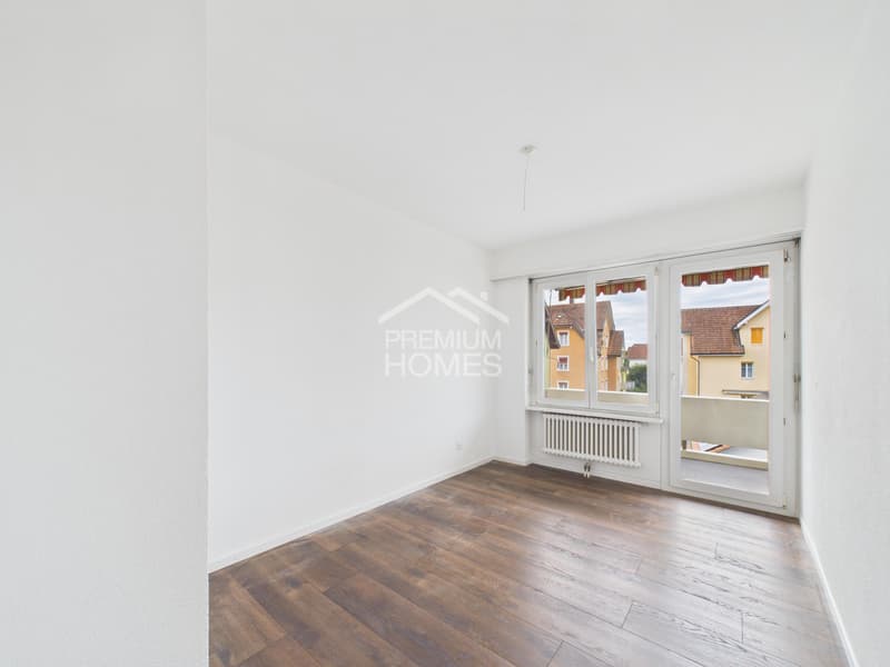 Renovated Dream Home - Available Immediately (7)