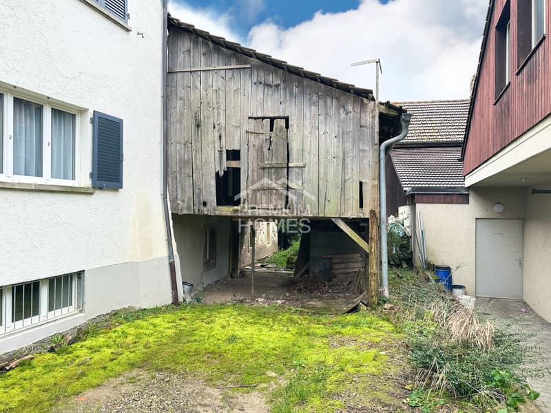 Stylish multi-family house with 3 residential units - APPROVED! (5)