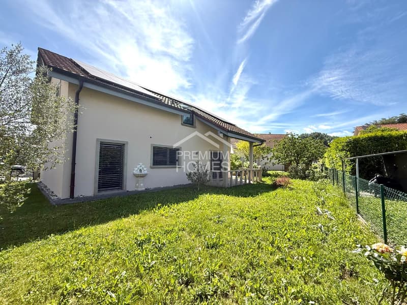 Dream home with whirlpool, solar system & plenty of space in Thielle (7)