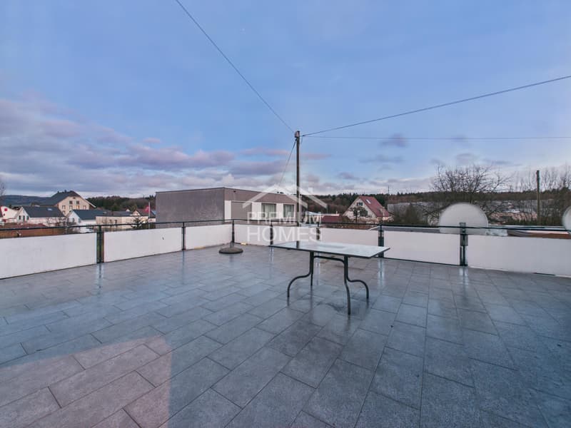 Spacious single-family house with large terrace, modern living comfort (12)