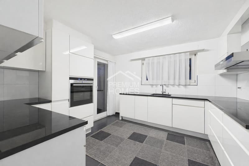 Spacious single-family house with large terrace, modern living comfort (6)