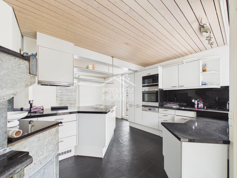 A Dream House Available Immediately (4)