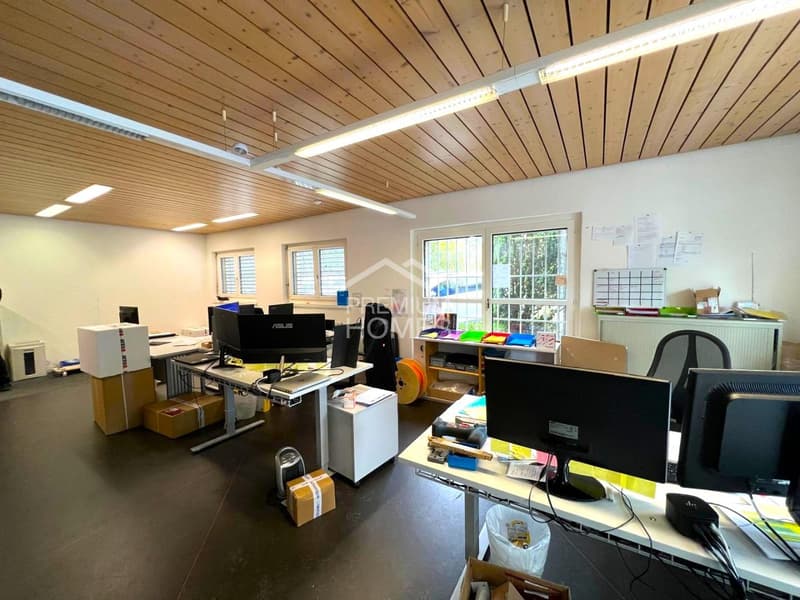 RESERVED! Living and working in one building? Here it is! (2)