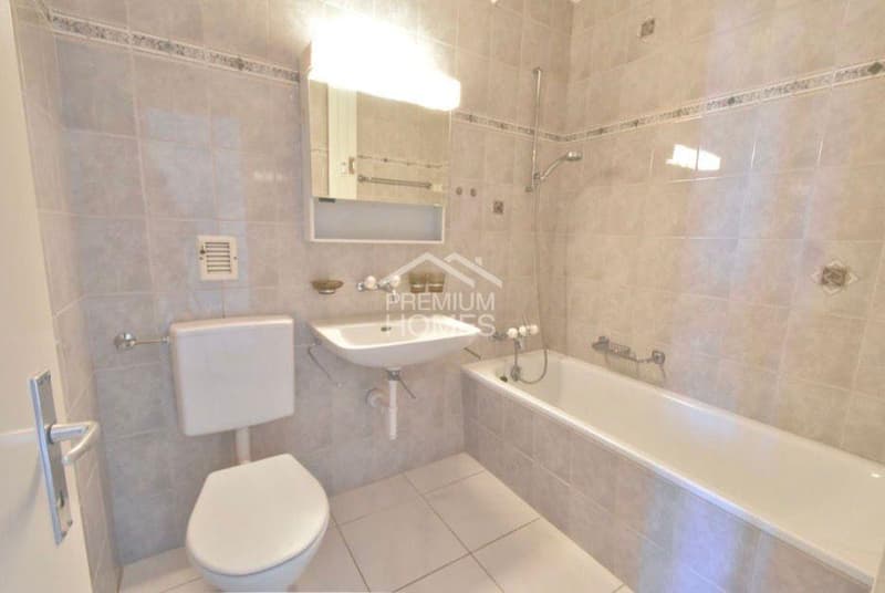 Cozy Home in Central Location (4)