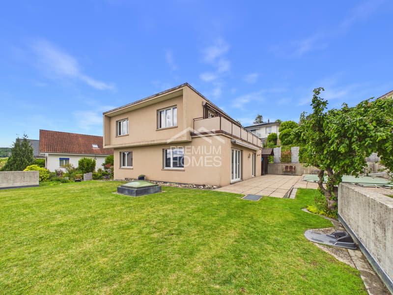 Family house with separate apartment - Potential in best location (2)