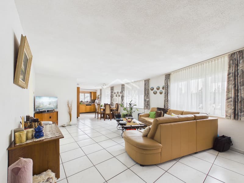 Family house with separate apartment - Potential in best location (4)