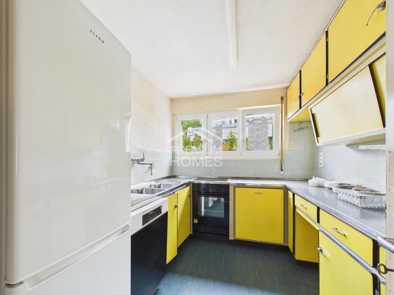 Family house with separate apartment - Potential in best location (12)