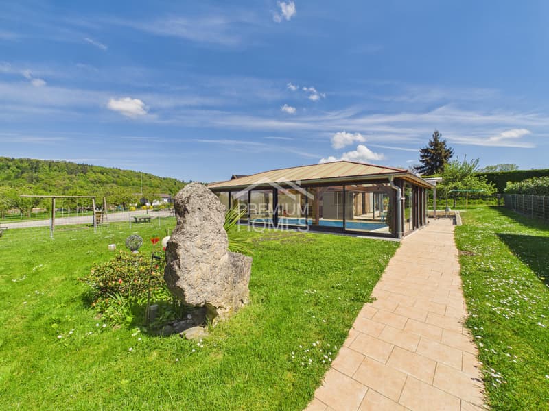 Modern comfort and exceptional outdoor areas (8)