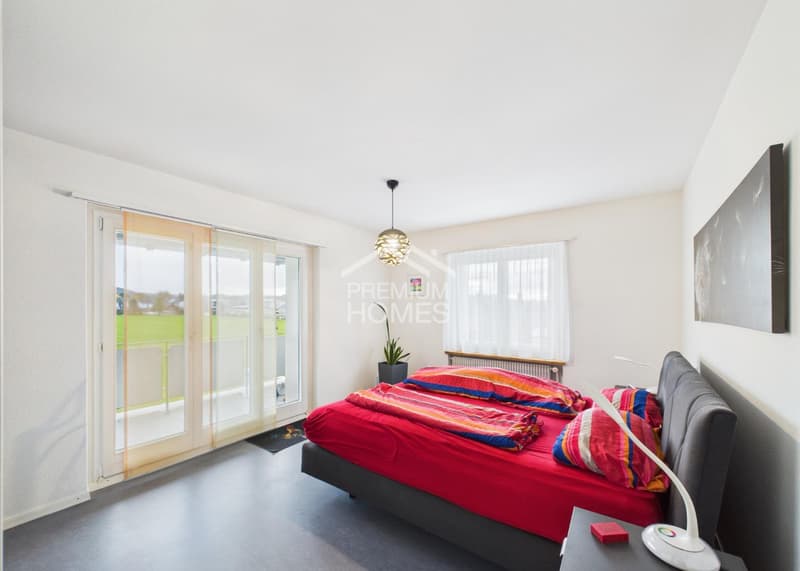 This dream house guarantees you an unobstructed view of the greenery (5)