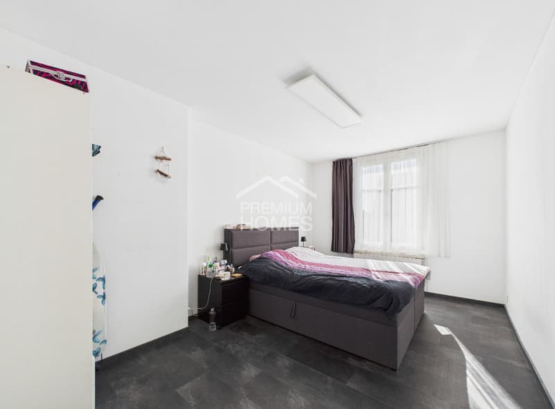 Long-term capital investment in a prime location! (6)