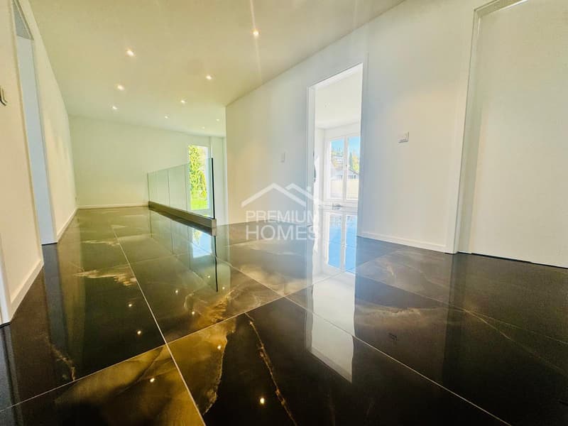 Premium living with pool, gallery, and sun terrace (9)