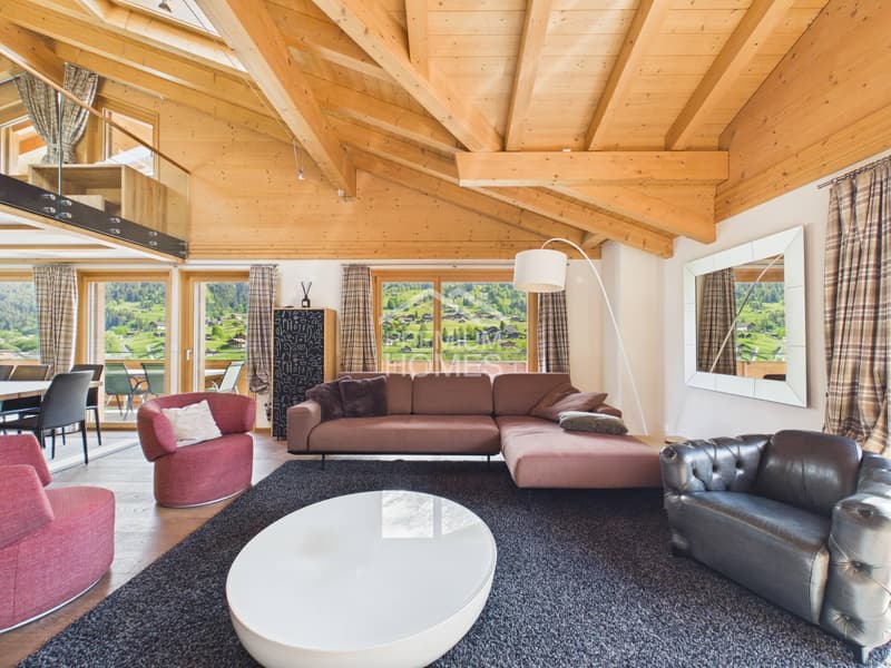 Exclusive Chalet Penthouse with Mountain Panorama! (2)