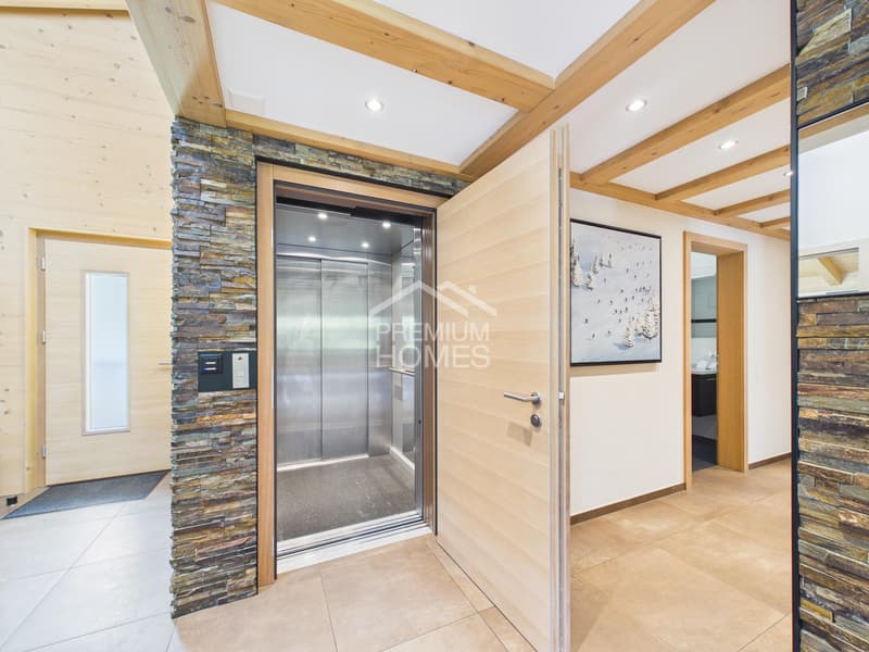Exclusive Chalet Penthouse with Mountain Panorama! (10)