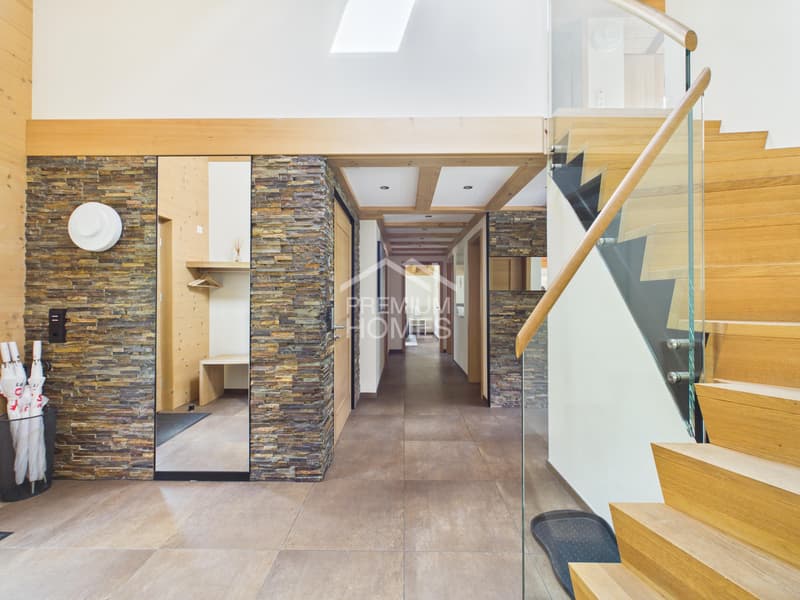 Exclusive Chalet Penthouse with Mountain Panorama! (11)