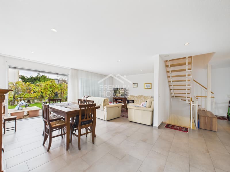 Modern living meets feel-good atmosphere - Your new home (1)