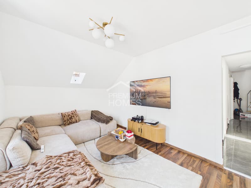 Ideal opportunity to live or invest (5)