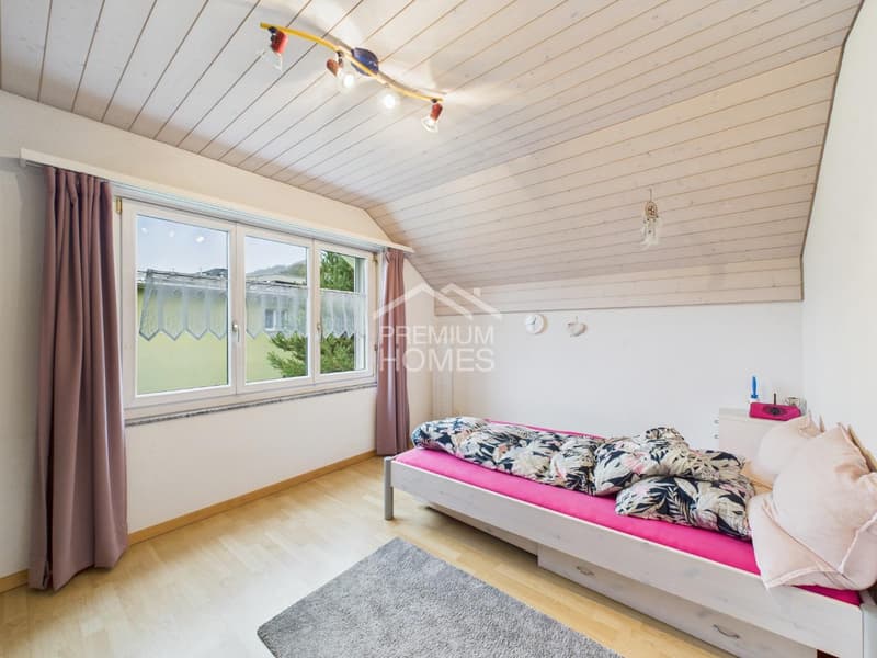 IHRE RUHEOASE IM GRÜNEN (8)
