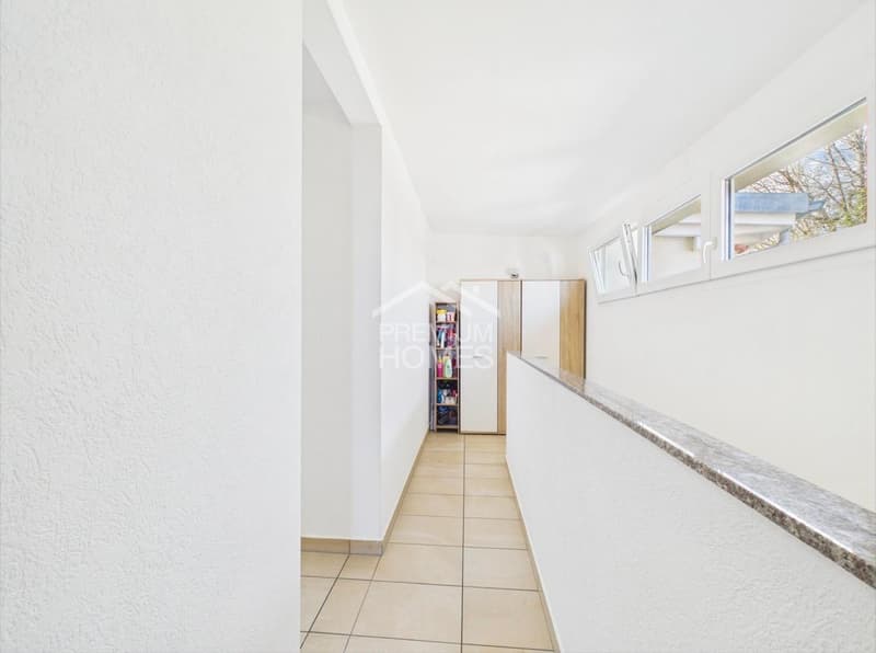 Charming semi-detached family house in a quiet neighborhood (10)