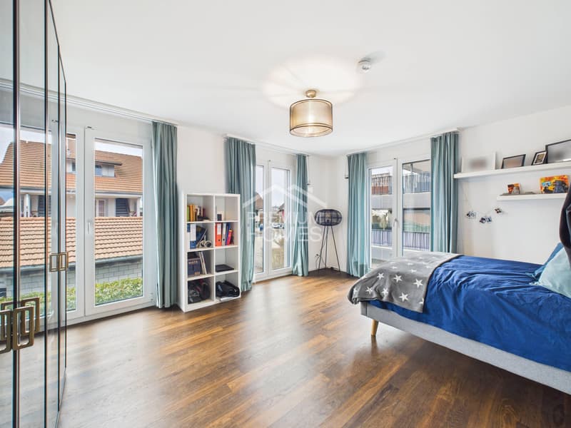 Villa de design exclusive avec jardin et vue panoramique (8)