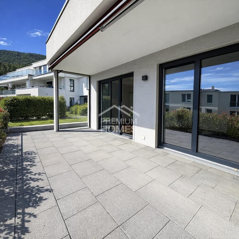 Propriété neuve avec aménagement de haute qualité (3)