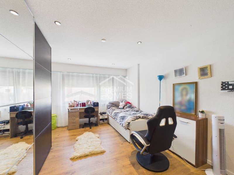 Lots of space for family, life, and beautiful moments (12)