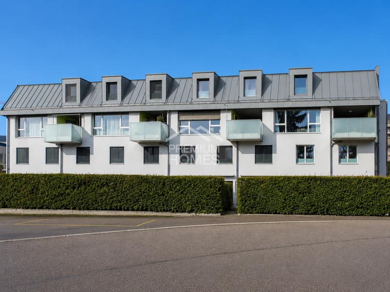 Duplex moderno vicino al lago (1)
