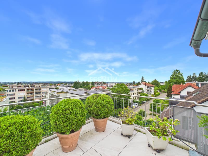 SCHWEBEN ZWISCHEN HIMMEL UND ZUHAUSE (12)
