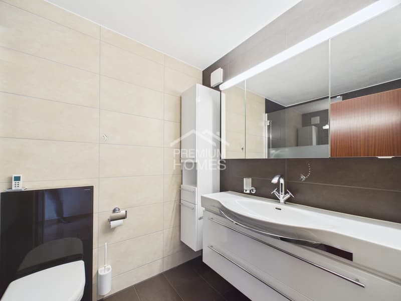Now or never! Exclusivity within reach (8)