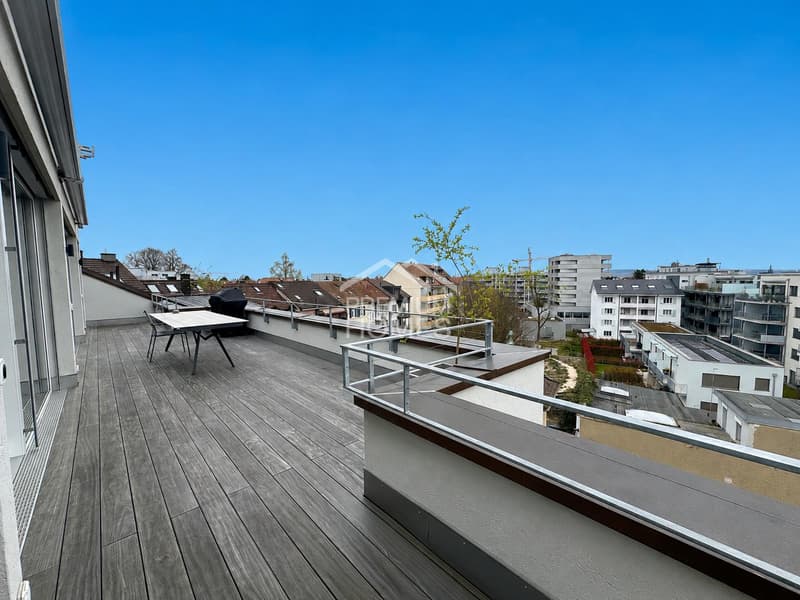 Bright and airy home with modern living feel (7)