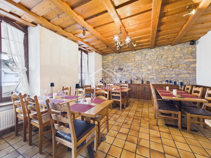 Renditestarkes MFH mit ca. 5.4 % Netto-Rendite (4)