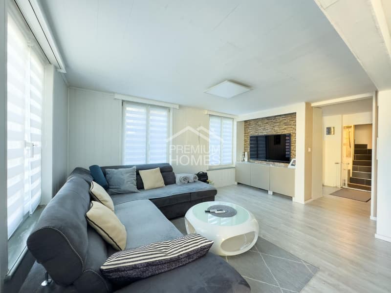 A HOME WITH CHARACTER (1)