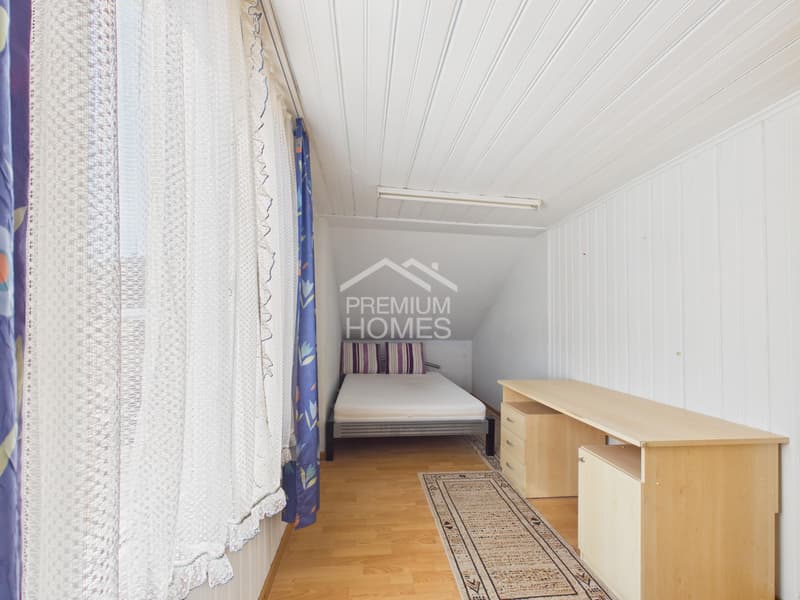 Einfamilienhaus mit Gewerbe mit grossem Potenzial! (10)