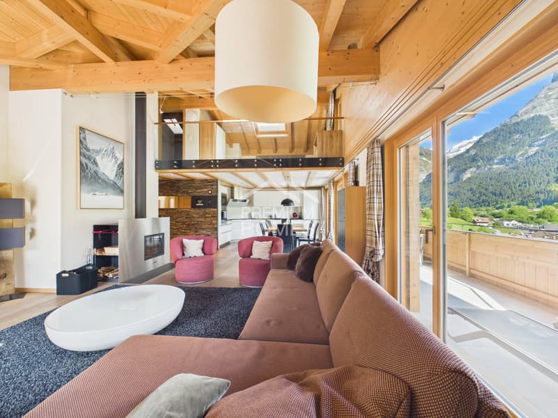 Penthouse de chalet exclusif avec panorama de montagne ! (1)