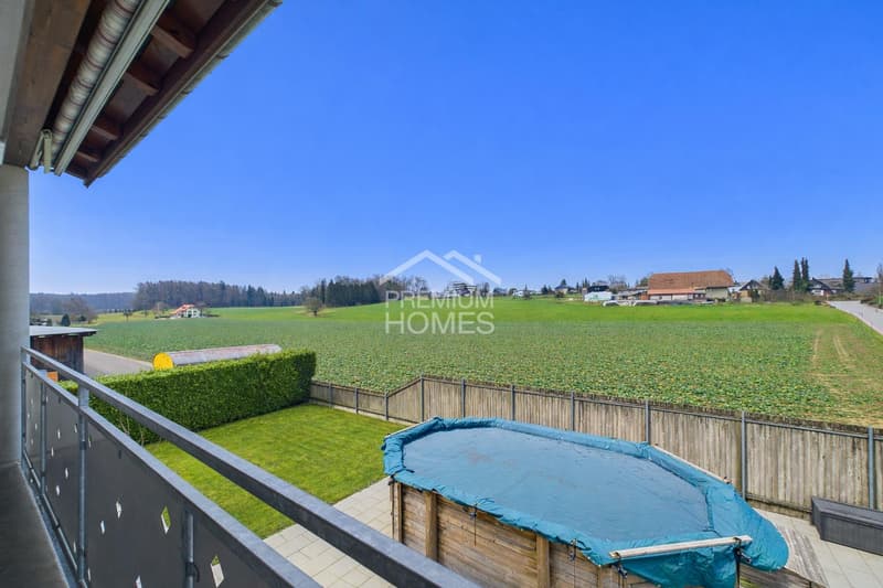 Rare combination of commercial and residential space (13)