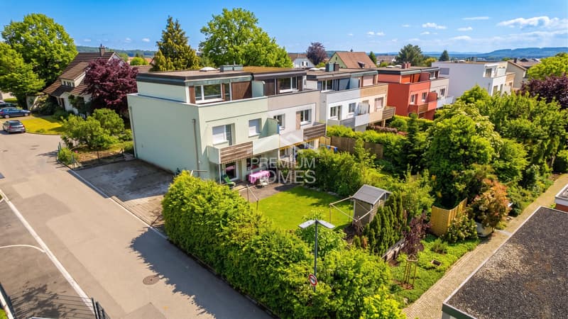 Casa familiare moderna con giardino da sogno a Therwil (2)