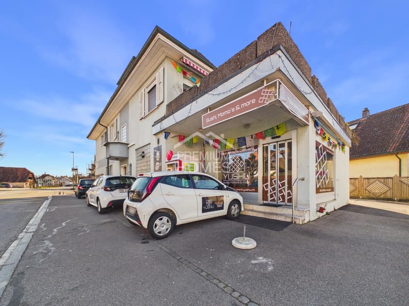 Combinaison attractive de logement et de commerce (13)