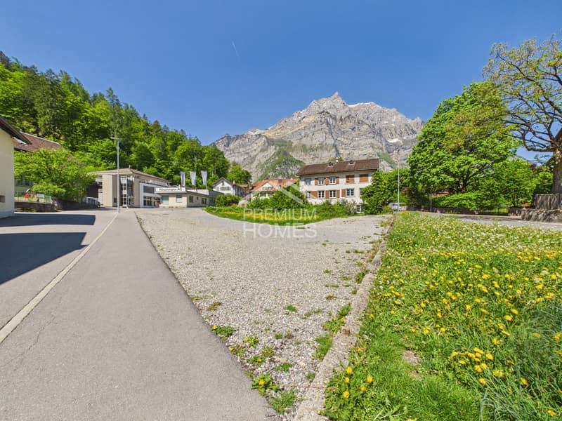 Terrain pour 22 à 28 appartements dans un bon emplacement (1)