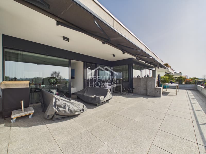 Terrassenhaus mit beeindruckender Panoramaaussicht (7)