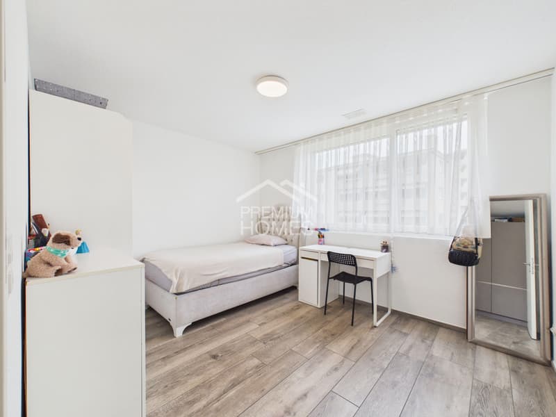 Neuwertige Attikawohnung in Aarburg!! (8)