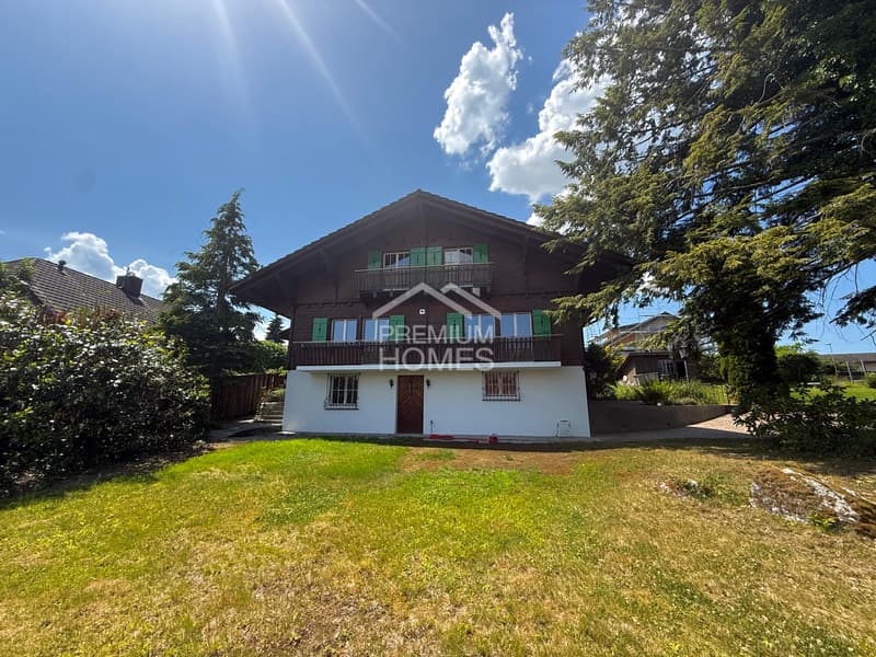 Chalet-Flair mit traumhafter Gartenidylle (3)