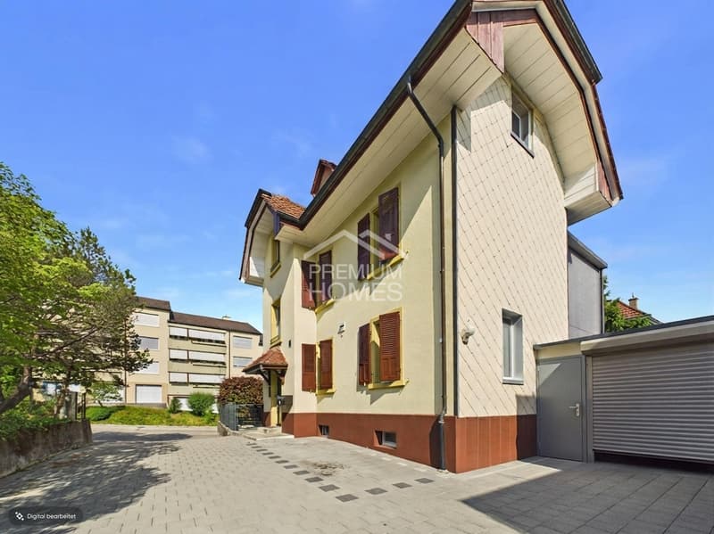 Exklusives Familienhaus mit zusätzlicher Wohneinheit, Pool und Doppelg (2)