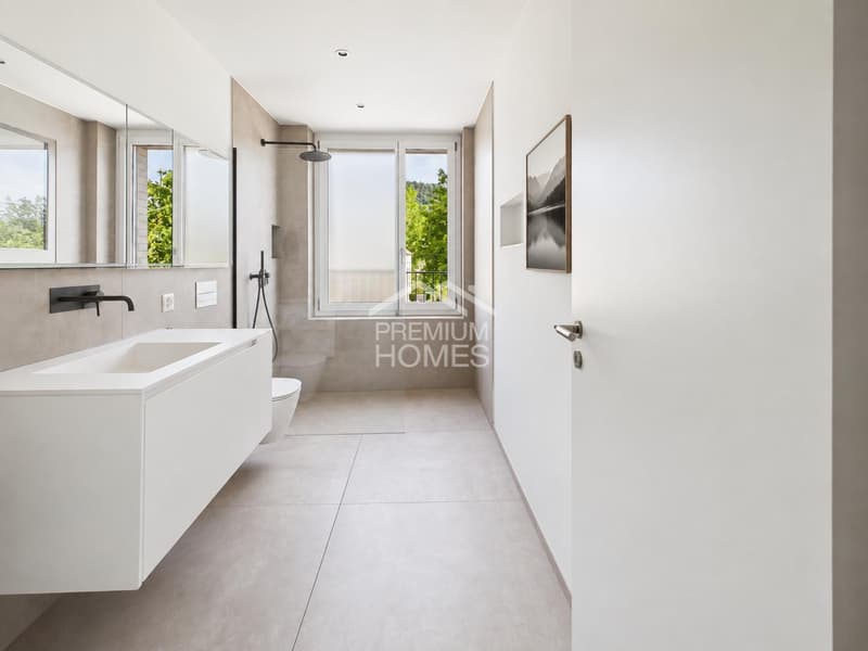 Licht, Design & Komfort - moderne Wohnung mit Loggia (5)