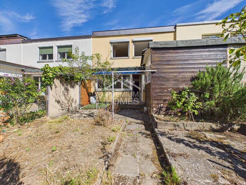 Ihr Stadthaus mit Garten, bereit für neue Ideen (2)