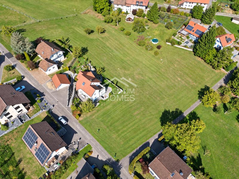 Mitten im Grünen, der Platz für Ihre Träume. (3)