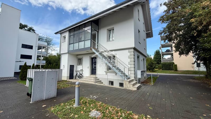 Möbliertes Studio zum vermieten! (1)