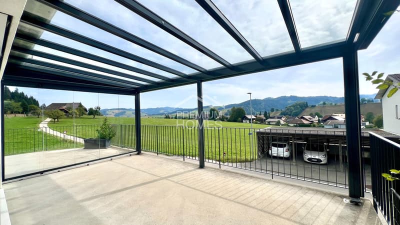 Freistehend, modern und mit traumhaftem Weitblick (4)